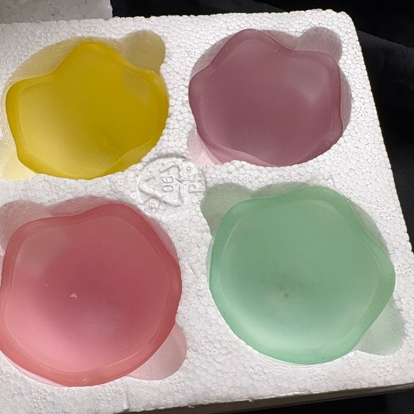 Frosted Easter Egg Candle Holder Set - Picture 3 of 4